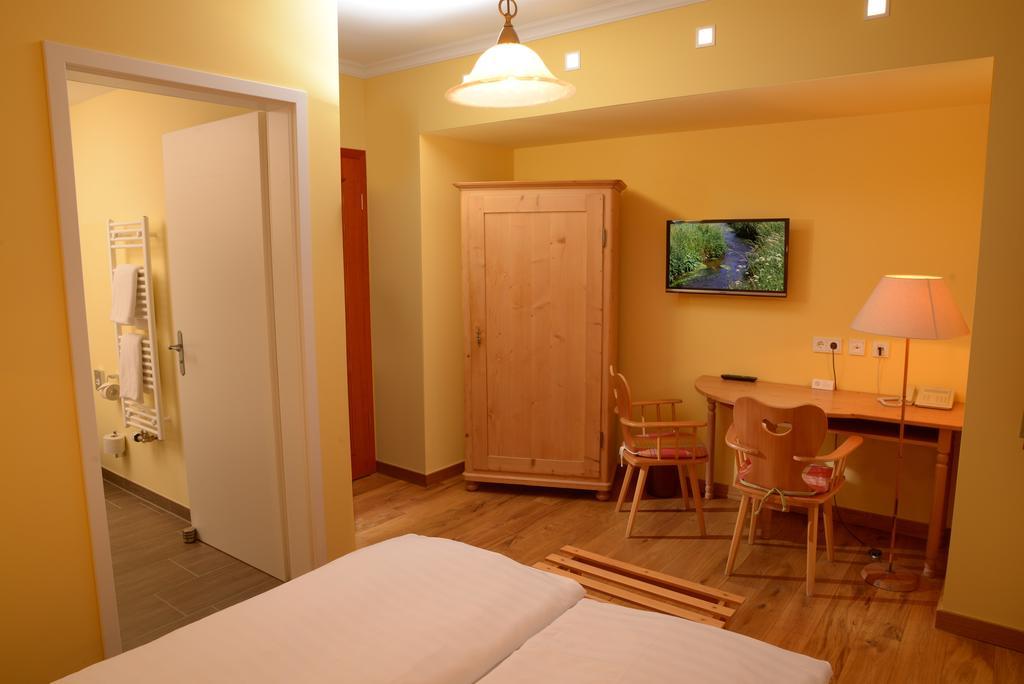 Landgasthof Haueis Marktleugast Chambre photo