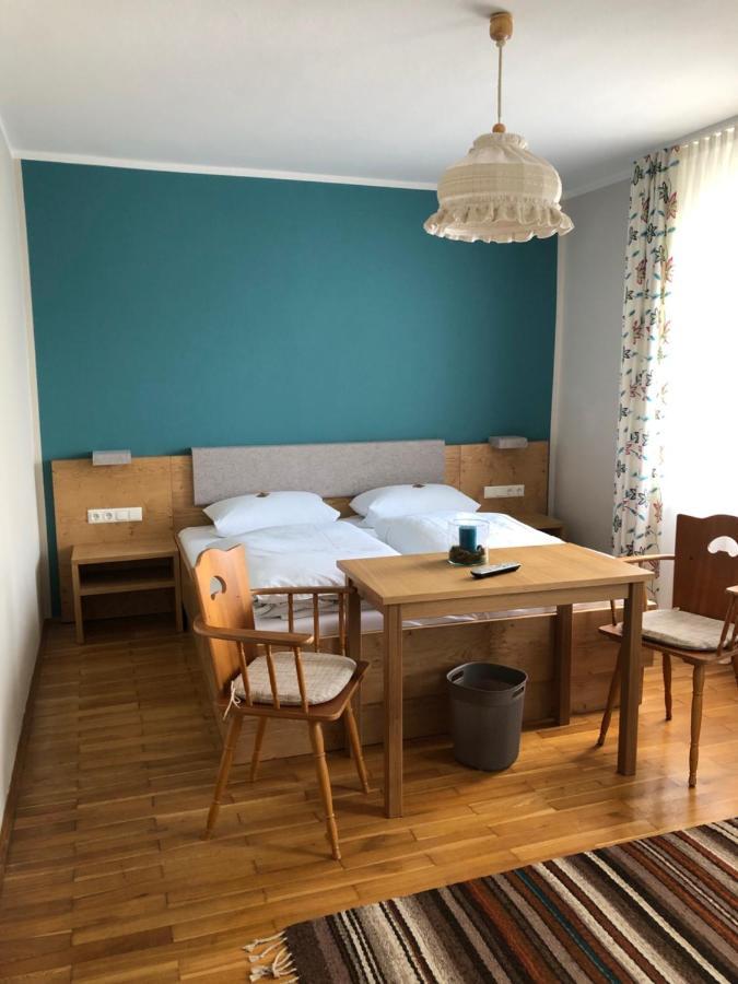Landgasthof Haueis Marktleugast Extérieur photo